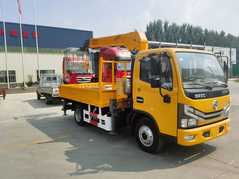 多功能高空作業車